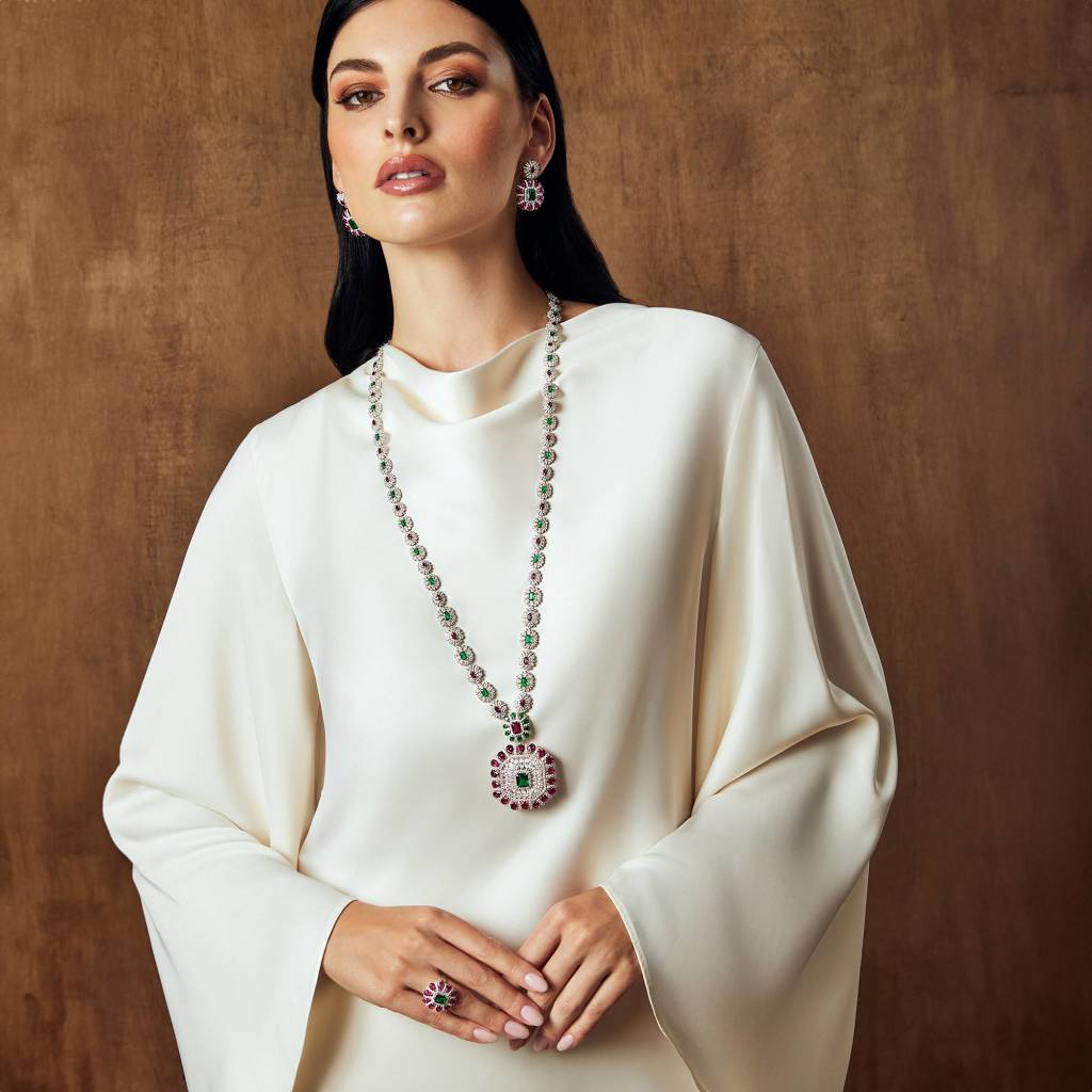 18K Aurenza White Gold Gem Set