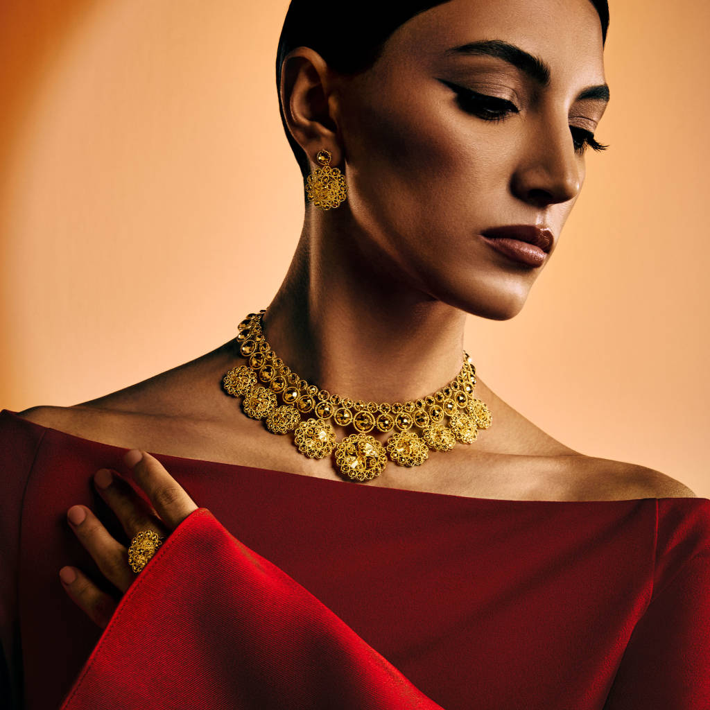 21K Shrouk Gold Set from Shamsa Collection