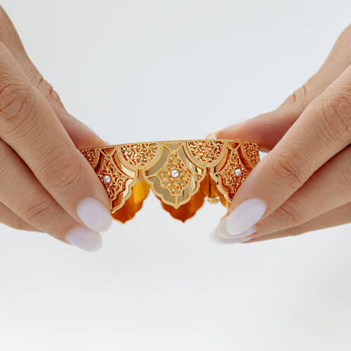 21K Aghveli Gold Bangle