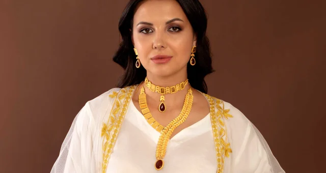 مجموعة مجوهرات تراثية بلمسات عصرية