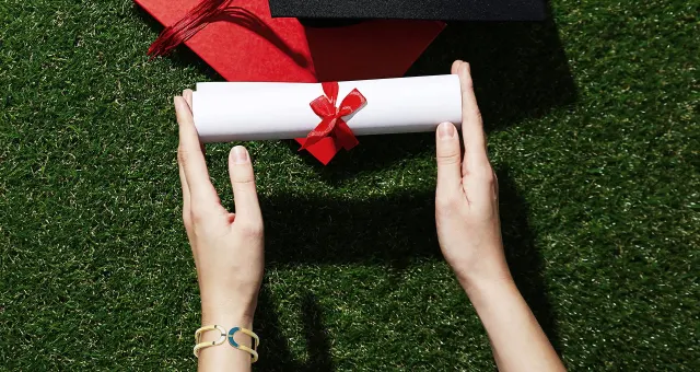 They Did It! How to Celebrate Their Graduation, with Love and Sparkle