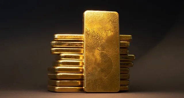 التنقل عبر المشهد الذهبي: العوامل الكامنة وراء استقرار أسعار الذهب