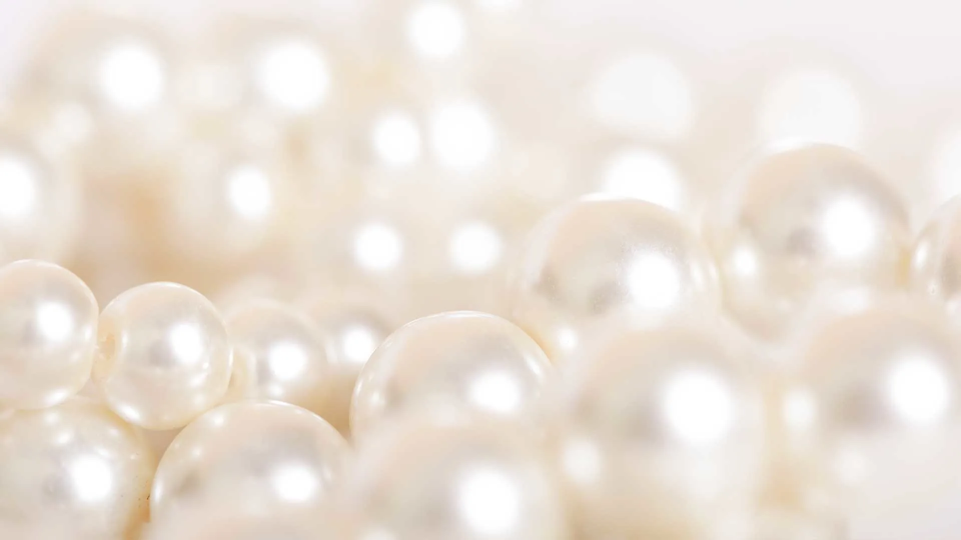 The Mysterious Baroque Pearls