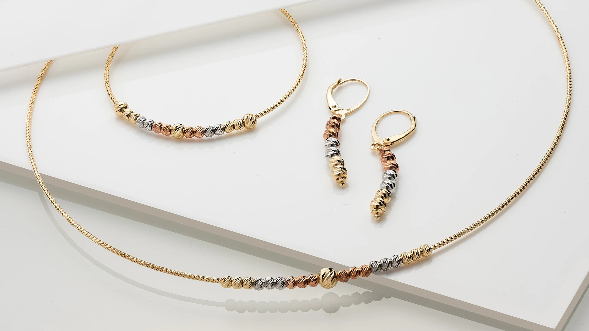 Golden Choices: Exploring the Unique Personality of Gold Alloys
