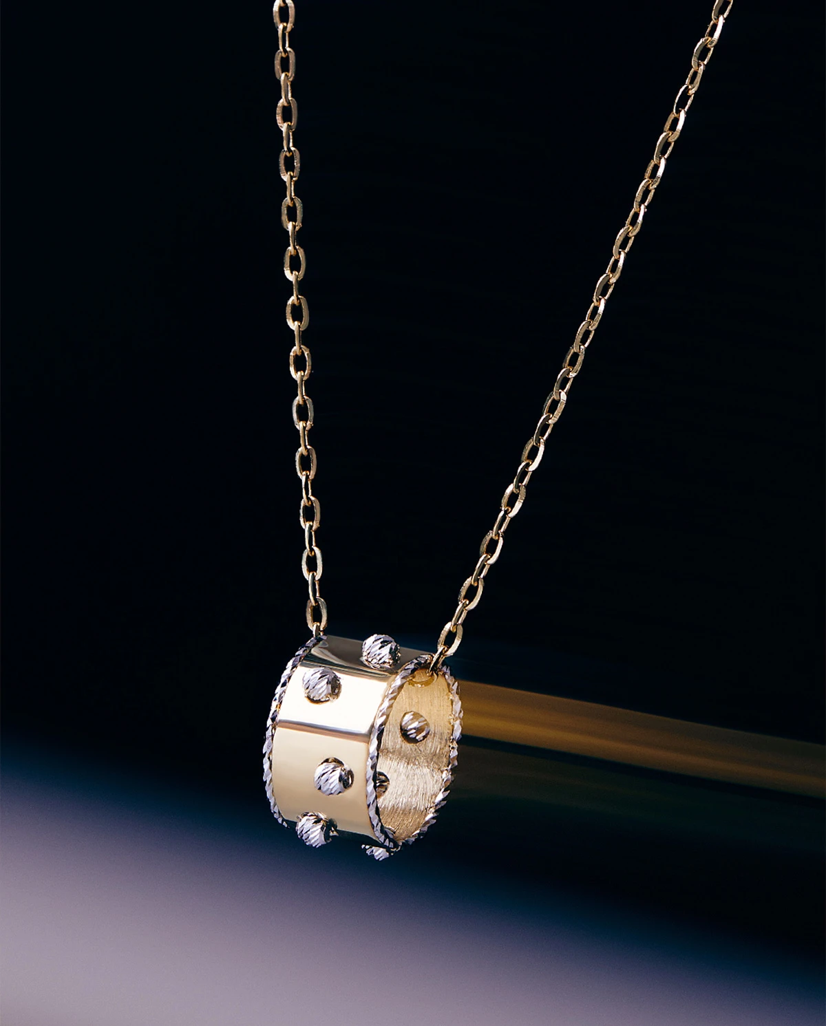 21K Guardian Gold Pendant
