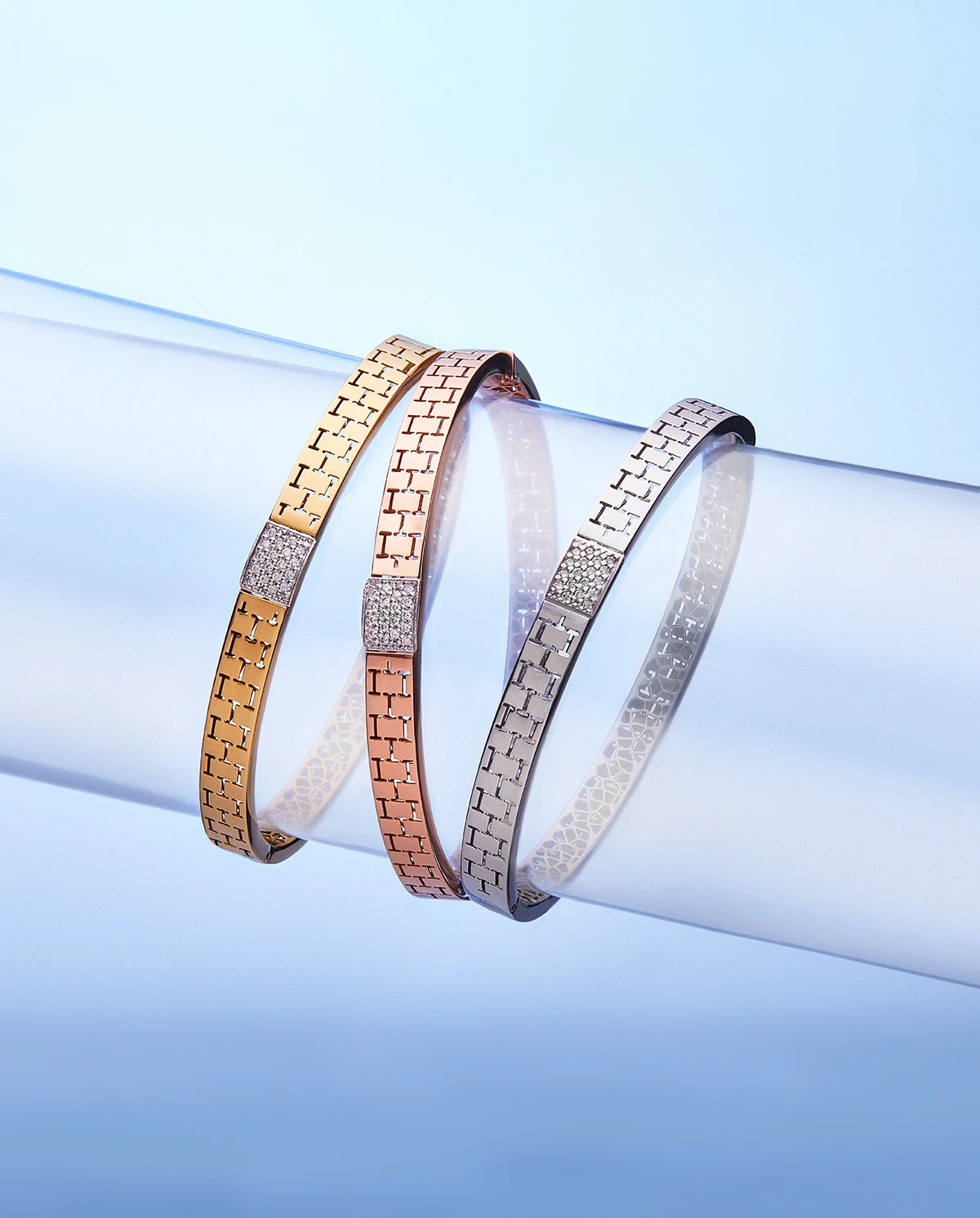 18K Trojka Gold Bracelet