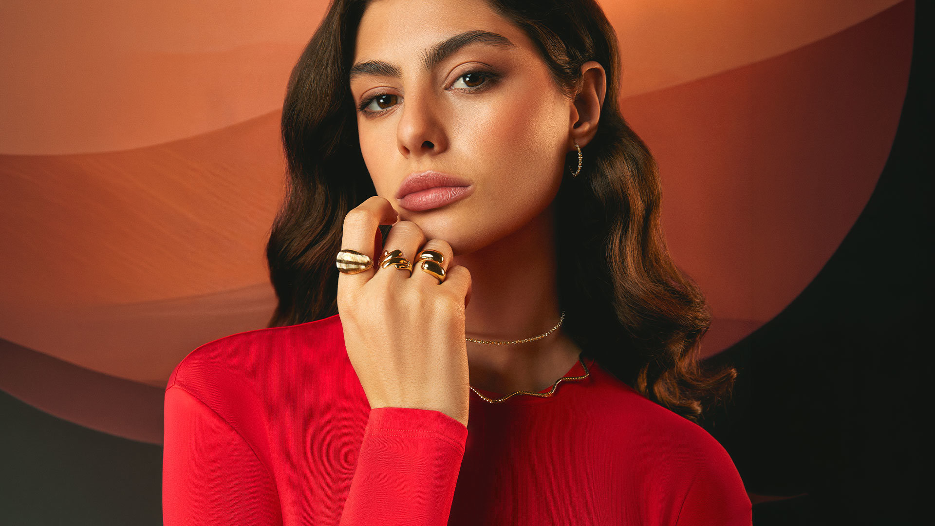 The Rise of 'Quiet Jewelry': How UAE Women Are Wearing Less But Spending More