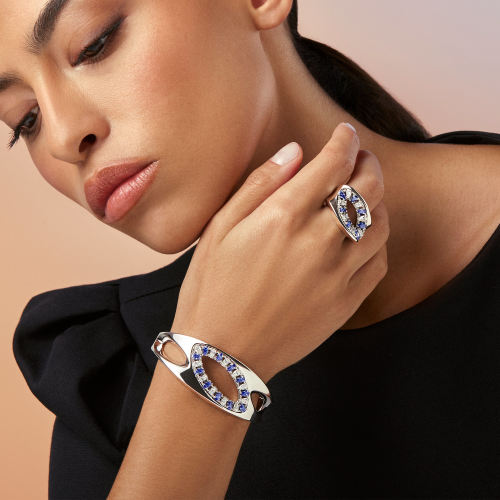 طقم اوتنسي من الذهب عيار 18 قيراط