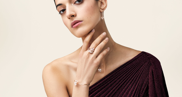 The Diamond Confidence Effect Why Successful Women Wear Them Daily