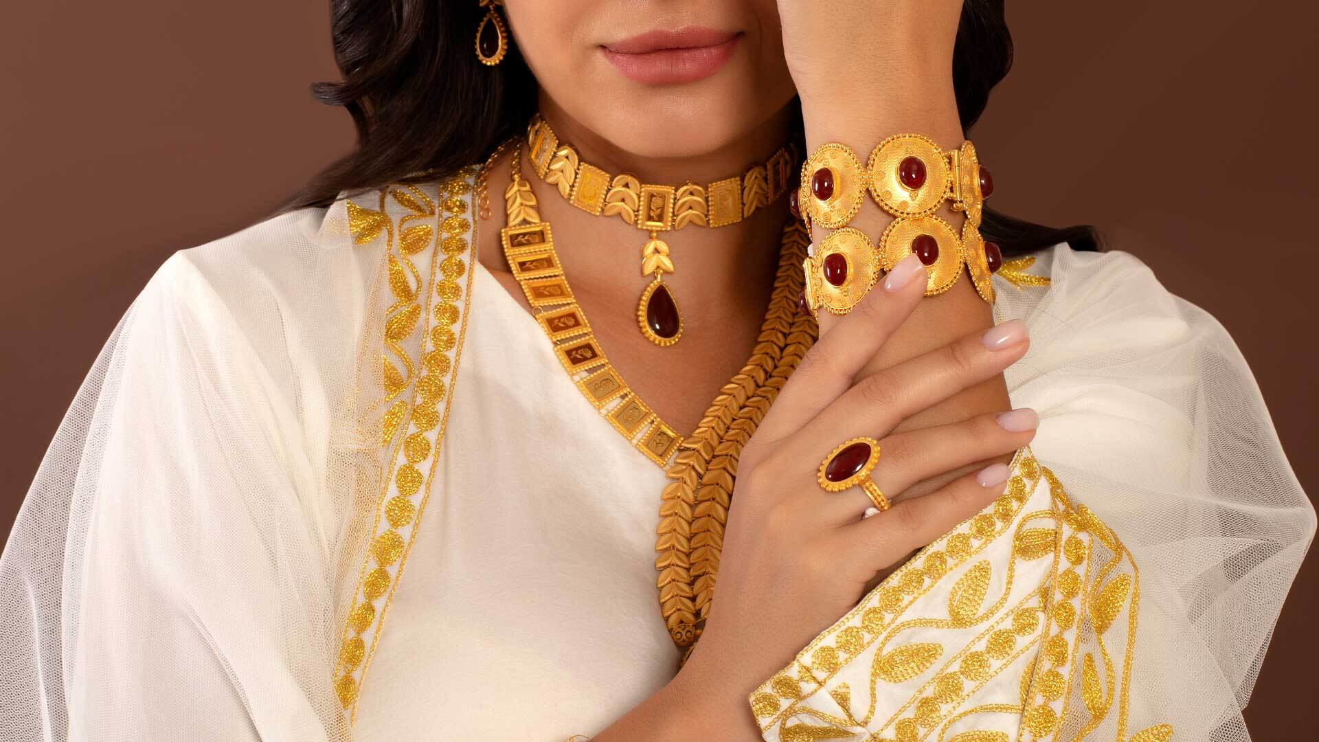 Reasons why you should wear More Gold Jewellery