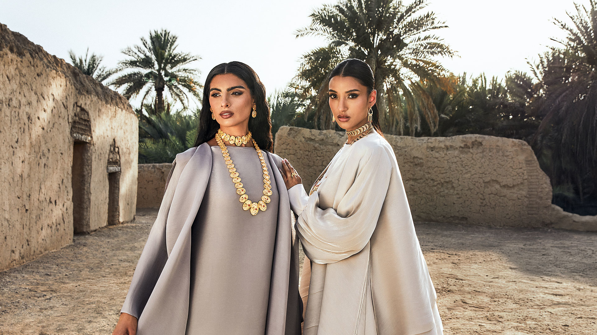 موسم أعراس شوال يبدأ: ماذا ترتدين ضيفةً وماذا ترتدين عروساً