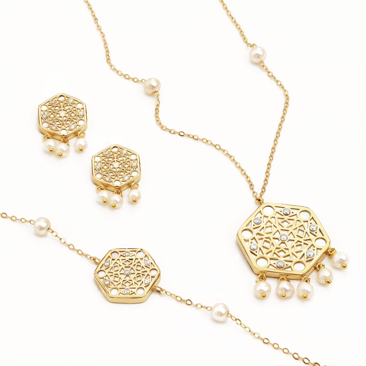 Sadaf 18K Medallion Traditional Gold Set