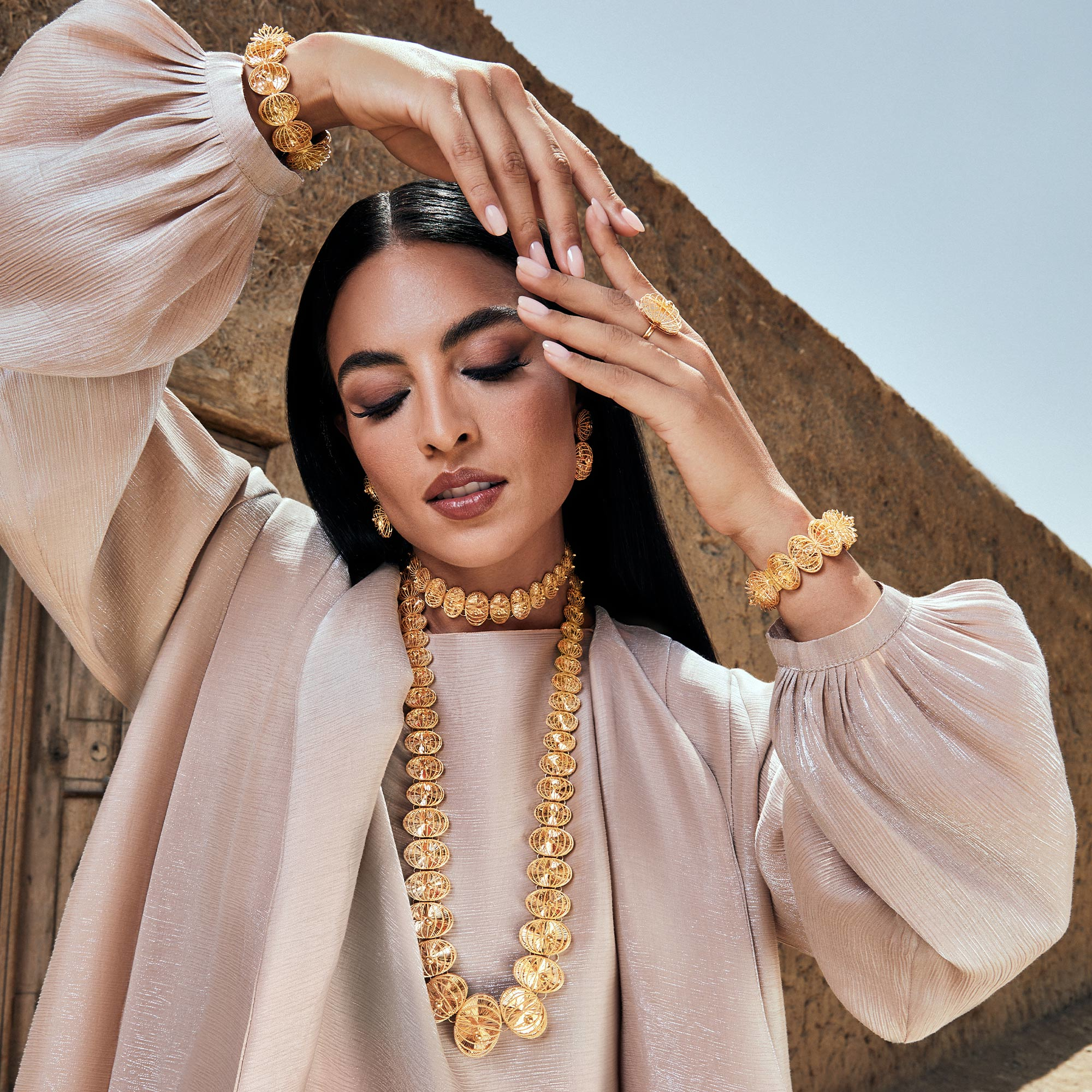 21K Traditional Gold Set from Infinity Collection
