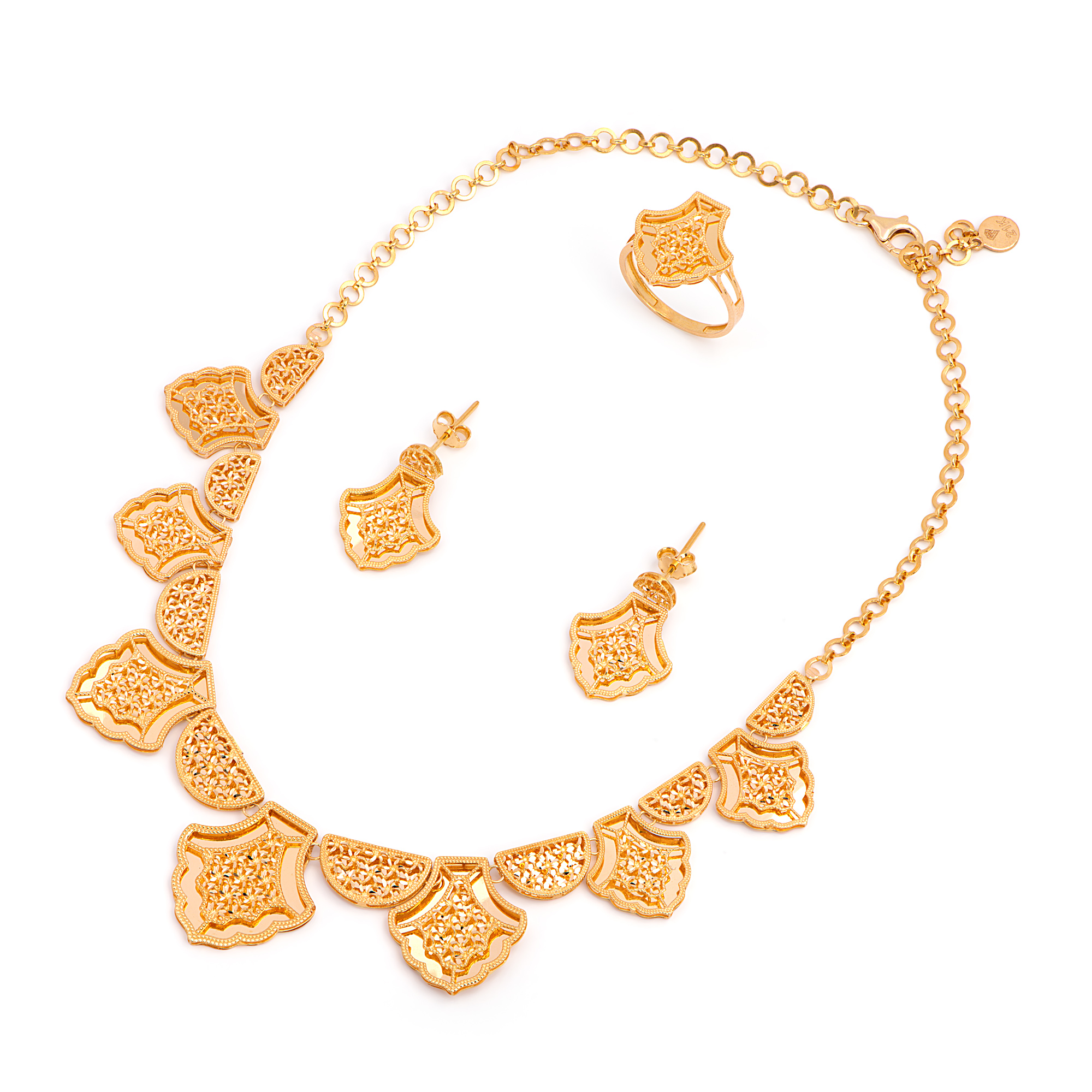 طقم ديلفوري من الذهب عيار 21 قيراط