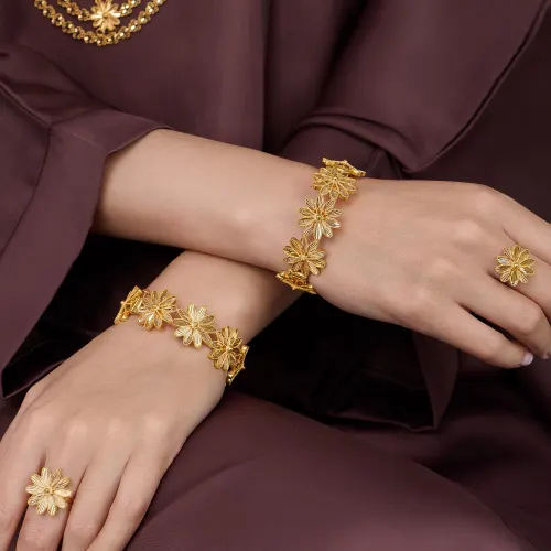 21K Traditional Gold Set from Wardah Collection