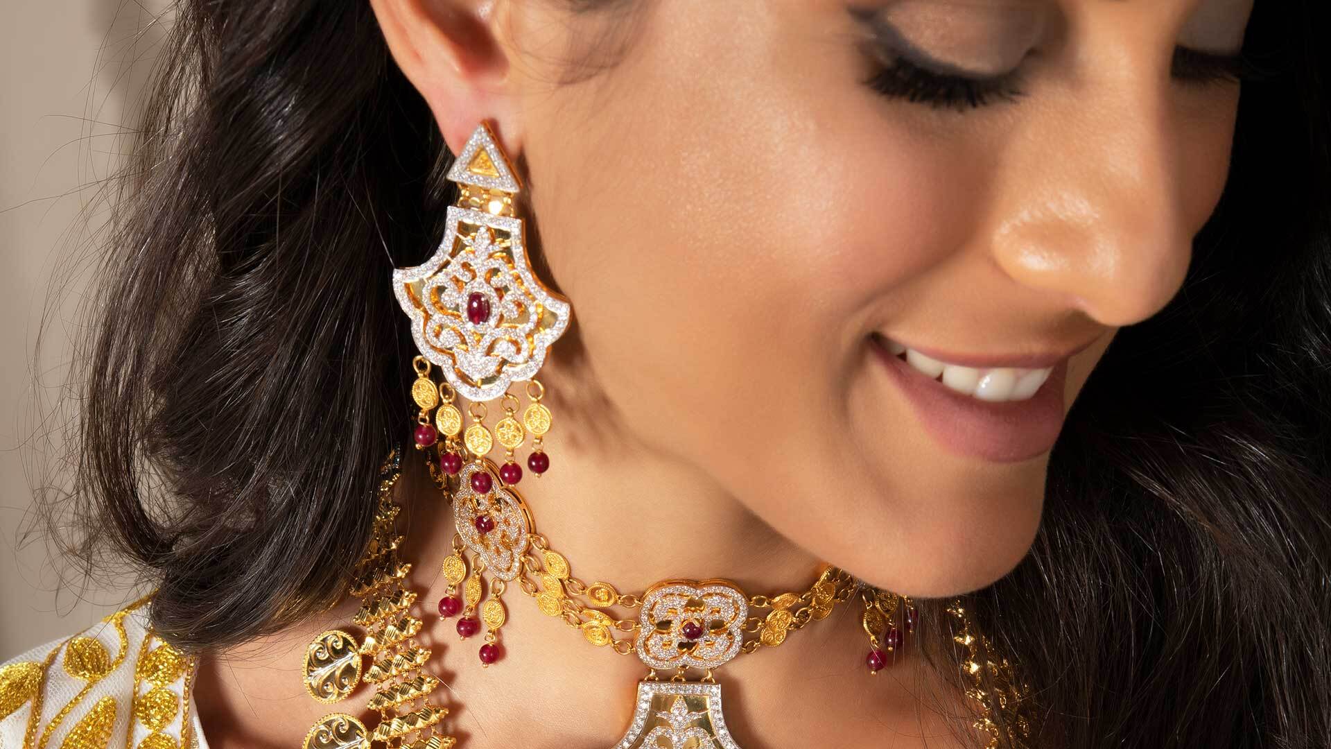 Types of earrings and how to differentiate them | DIVAIN – DIVAIN® EU