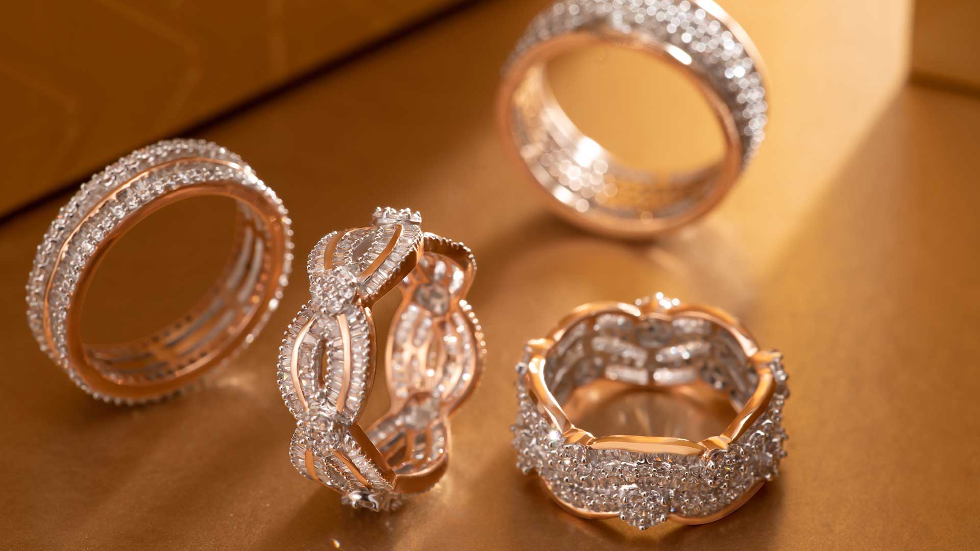 Pavé Diamond Engagement Rings: Best Designs & Settings | Zcova