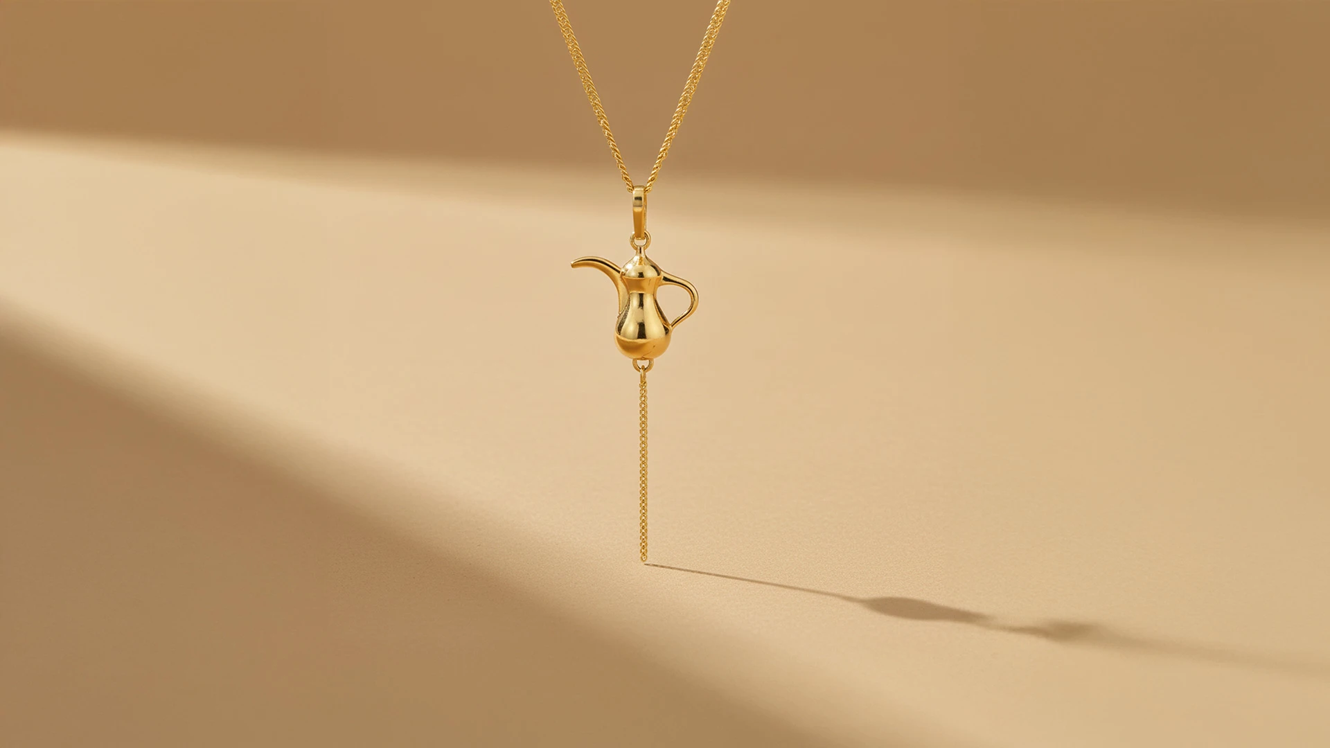 الكلاسيكيات الجديدة: إعادة اختراع الدلة التقليدية والزخارف العربية في الذهب المقدمة