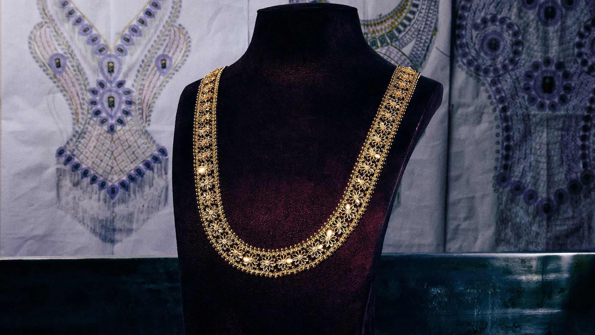 الجواهر التي لا تنكسر: كيف تنقل حلي الذهب الإماراتية القيمة الخالصة عبر الأجيال