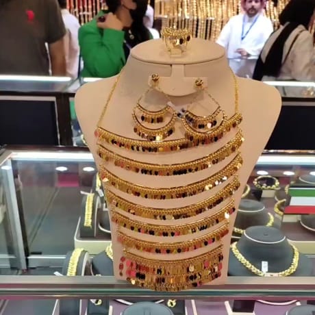 Romoosh Al Aroos  Set 21K Gold