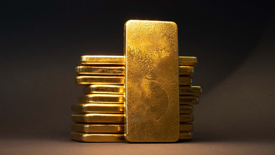 Navigating the Golden Landscape: Factors Behind Gold Price Stability